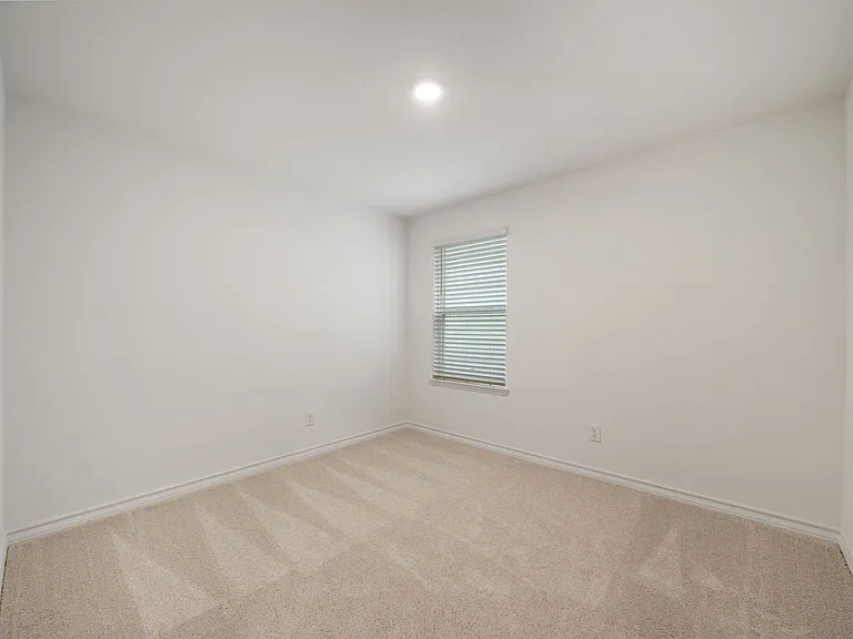 1115 Pigeon Ln — Photo 24