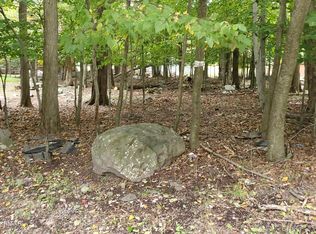 7315 Meadowlark Dr, Tobyhanna, PA