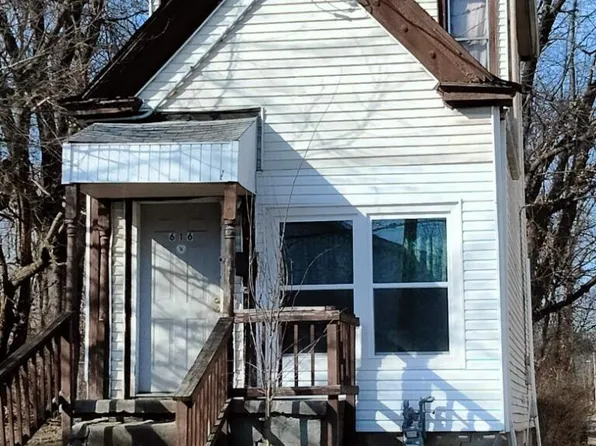 616 Dr W J Hodge St #J, Louisville, KY 40211