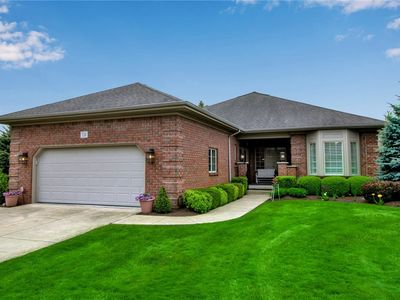 114 Hampton Hill Dr, Buffalo, NY, 14221