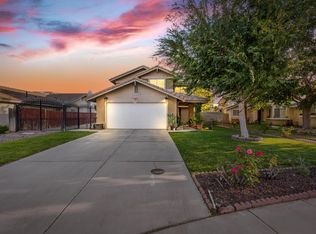 3416 Limestone Dr, Rosamond, CA 93560