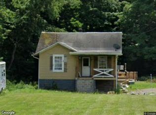 13136 Warrior Dr, Cumberland, MD 21502