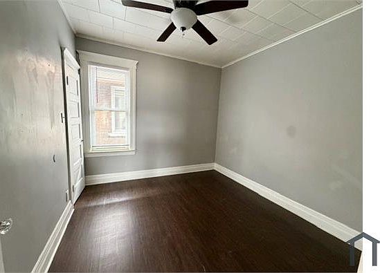 5th image of 2000 Hubbard St