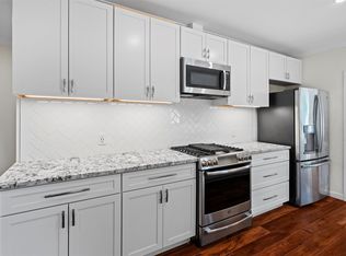 2610 Oak Cliff Ln, Arlington, TX 76012