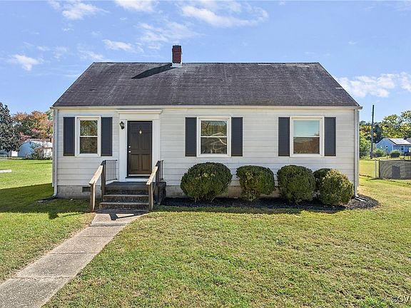 2nd image of 3703 Whitlock Ave