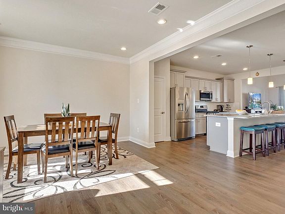 4th image of 31067 Olney Way
