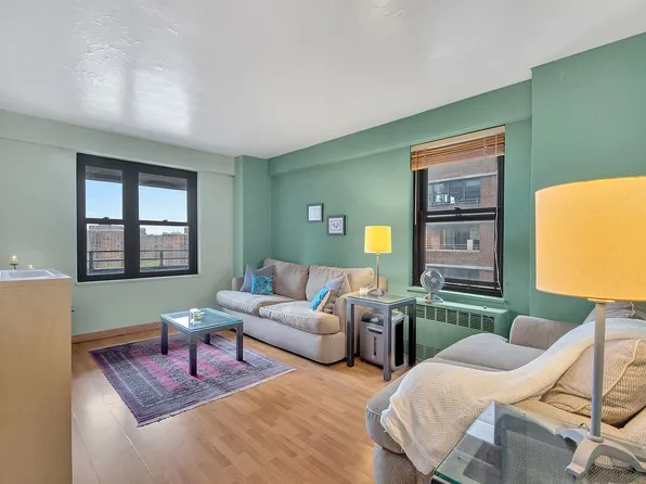 210 Broadway APT H1308, New York, NY 10002