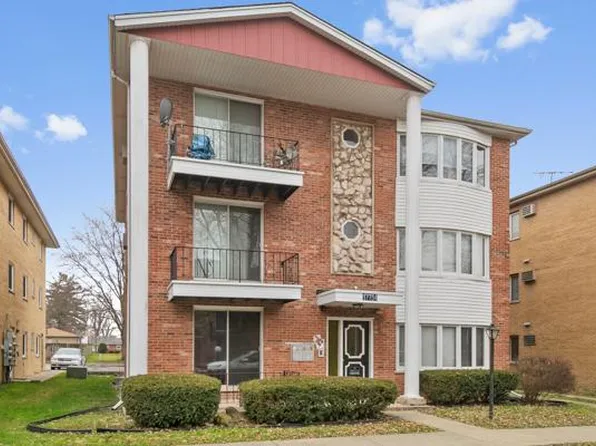 17754 Rosewood Dr APT 1N, Lansing, IL 60438