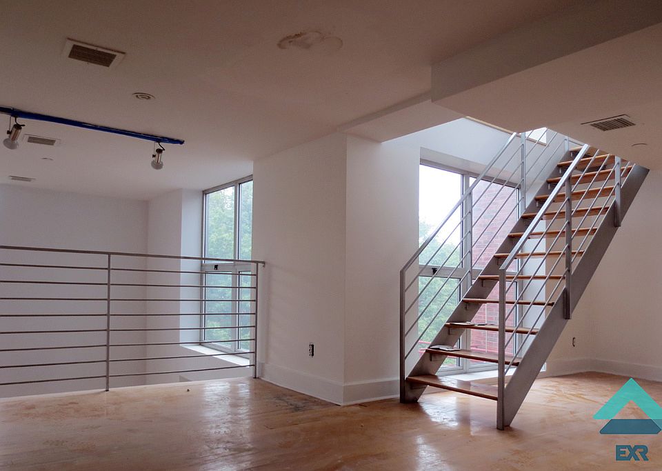 1st image of 166 Scholes St APT 4F