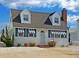 11 E Connecticut Ave, Brant Beach, NJ 08008