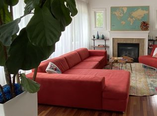 911 23rd Ave #1, Seattle, WA 98122