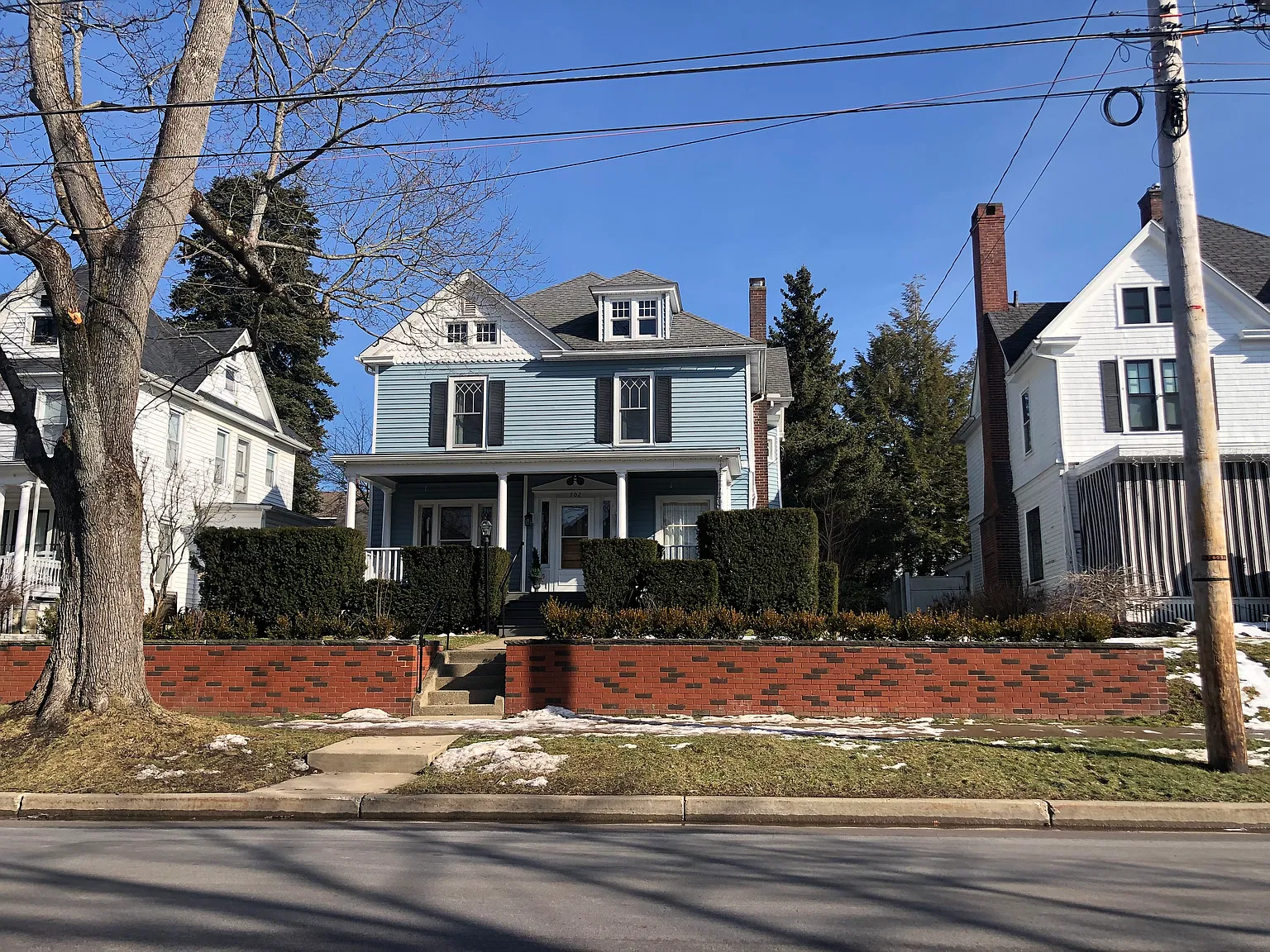 4 bed, 1994 sqft, $1,750 — Photo 3