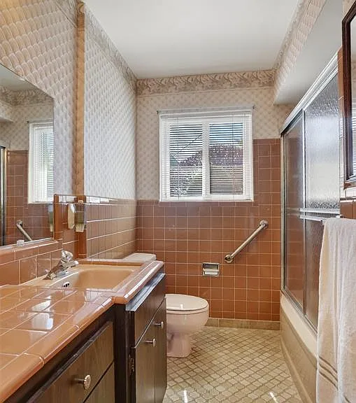 11480 Hanford Dr — Photo 15