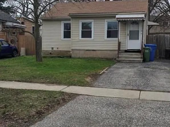 3780 Glenfield St, Windsor, ON N9C 2B2