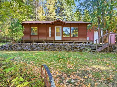 1306 Lakeshore Dr, Sagle, ID, 83860
