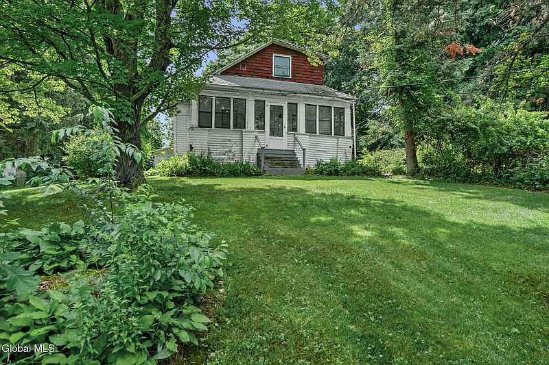 2nd image of 120 Leversee Road