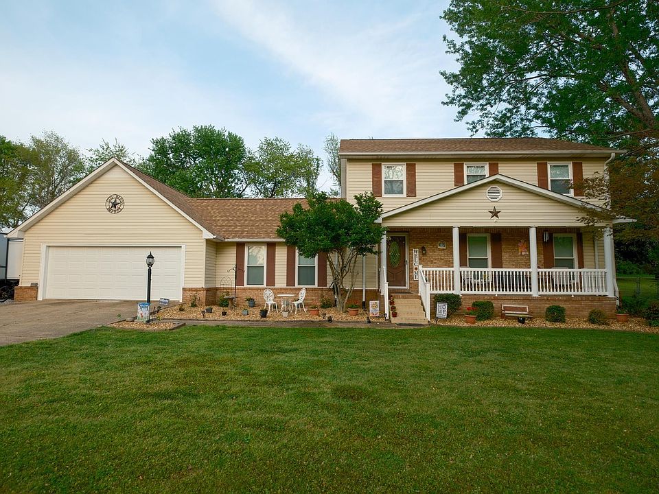 1st image of 112 Wheat St