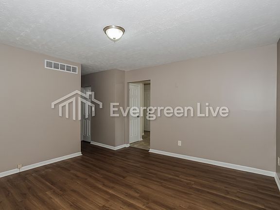 5th image of 2027 Highland Ave