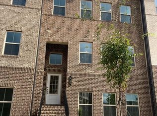 211 Commons Ave, Woodstock, GA 30188
