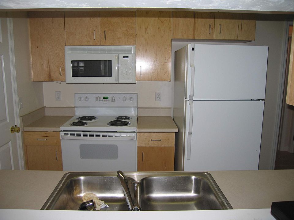 1st image of 2403 Hartsfield Rd APT 601
