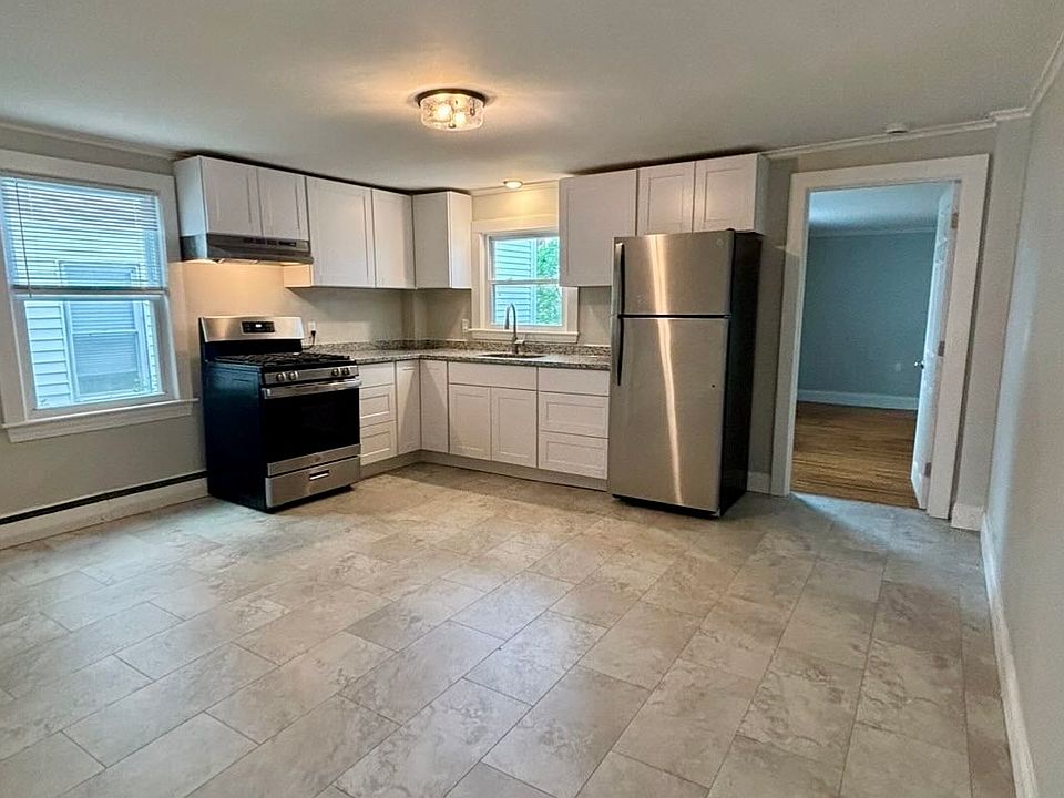 1st image of 9 Central St #1