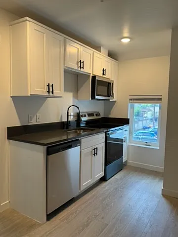 3827 SE 52nd Ave #202 — Photo 8