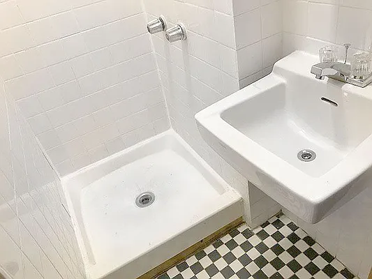 Rented by AJ Clarke | media 4