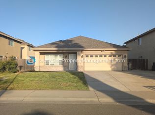 290 McDaniel Cir, Sacramento, CA 95838