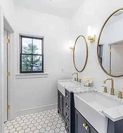 24 Lathrop Ave — Photo 5