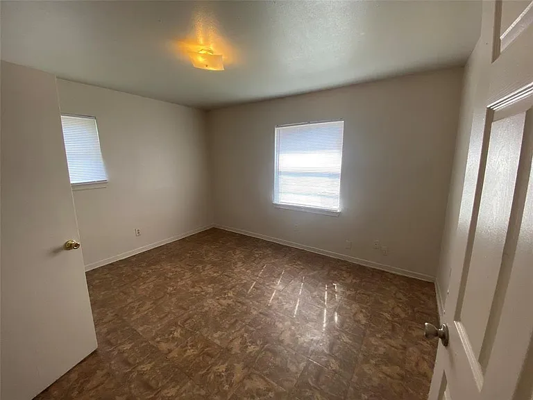 9414 Heno St #7 — Photo 6
