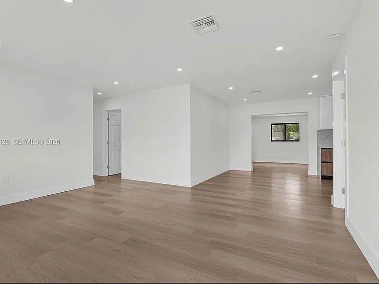 2980 NW 210th Ter — Photo 30