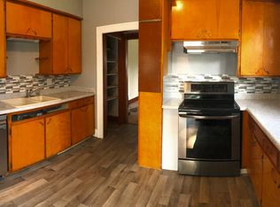 42 S Gamble St, Shelby, OH 44875