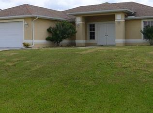 7049 Brazil Cir, Labelle, FL 33935