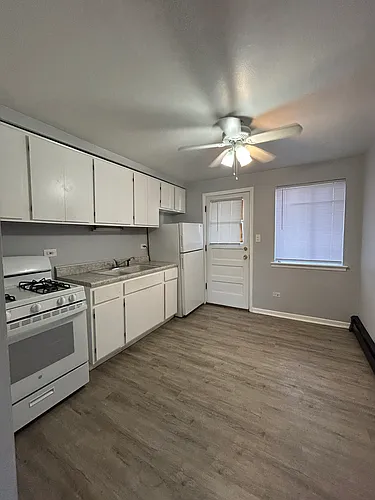 1322 Bataan Dr #2W Photo 1
