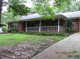 15880 N Shore Dr, Flint, TX 75762