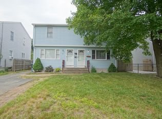69-71 Laurence St, Springfield, MA 01104