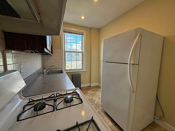 2nd image of 28-20 49th St #Top