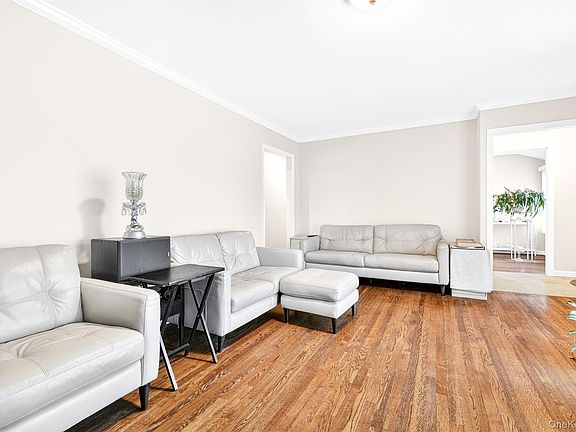 5th image of 106 Wellford Road