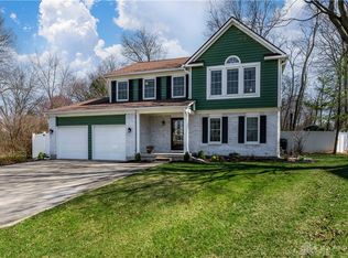1858 Redleaf Ct, Dayton, OH 45432