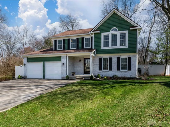 1858 Redleaf Ct, Dayton, OH 45432