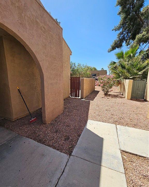 1st image of 4217 Essex Green Ct