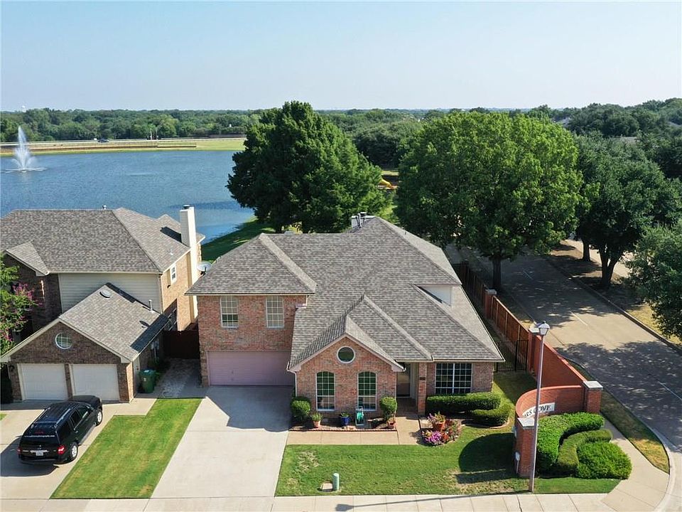 1st image of 2104 Lakeshore Dr