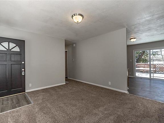 4th image of 9404 Stark Ave