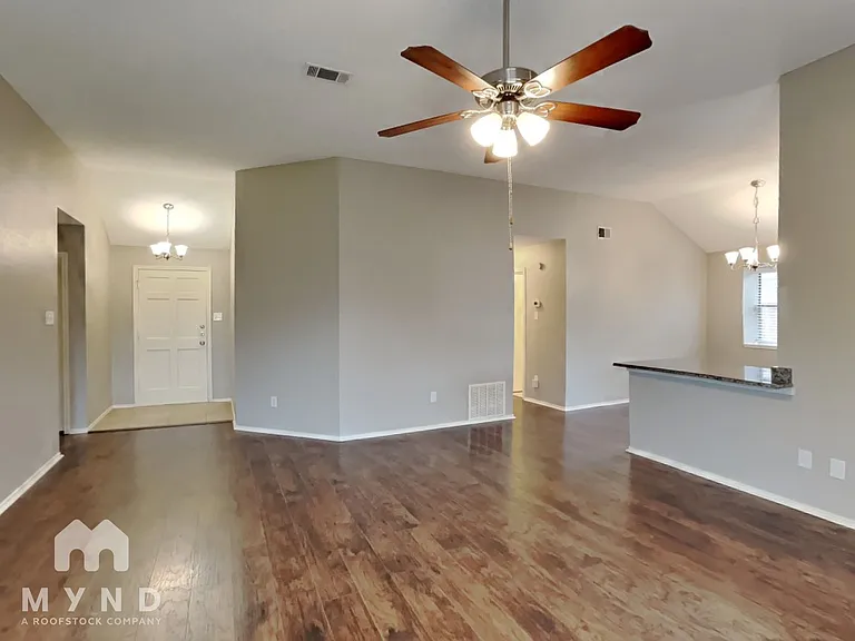 208 S Malone Rd — Photo 6