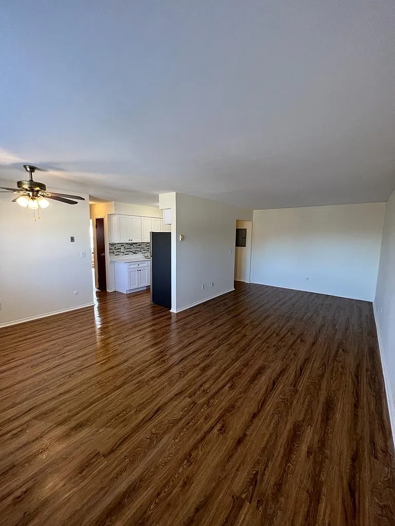 256 Belleville Ave — Photo 3
