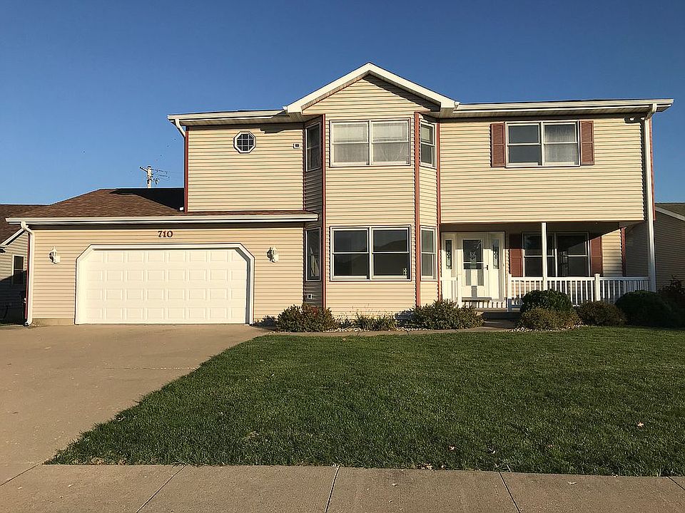 1st image of 710 Melville Ave