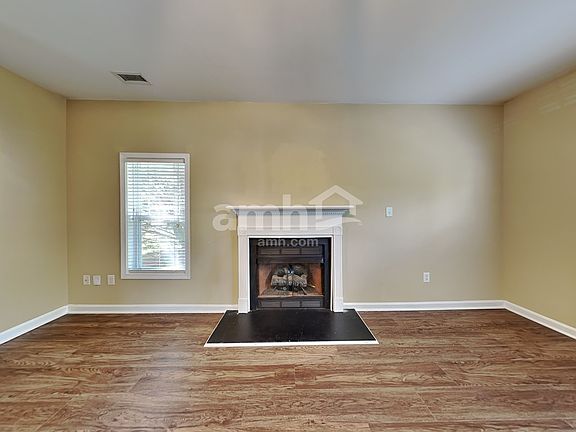 5th image of 32 Hocutt Farm Dr