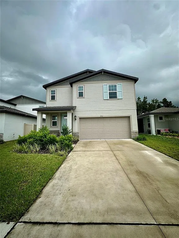 3 bed, 2.5 bath, 1964 sqft, $2,700 — Photo 3