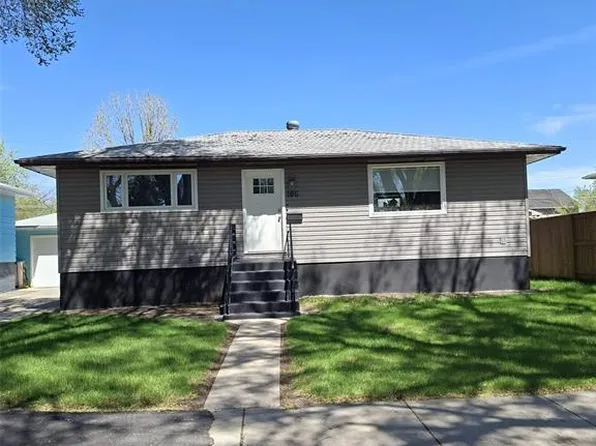 106 106th STREET W, Saskatoon, SK S7N 1Y8