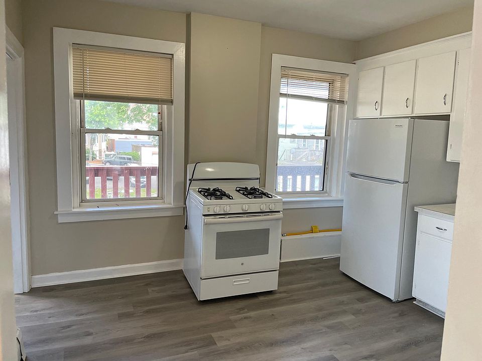 48 Pond St Beverly MA Zillow